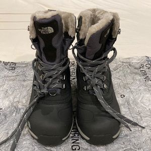 BRAND NEW North Face Chilkat Winter Boots